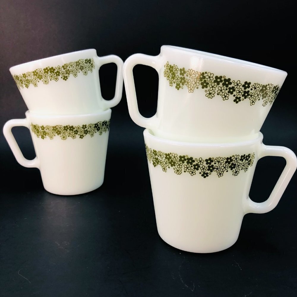 Pyrex Spring Blossom Mugs Set of 4 Vintage Milk Glass D Handle Coffee Cup Daisy